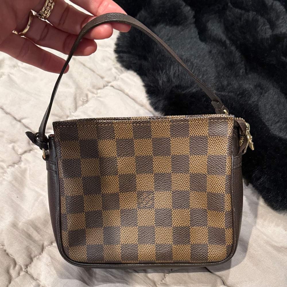 Louis Vuitton Damier Ebene Pochette Accessoires Vintage Shoulder Bag Authentic